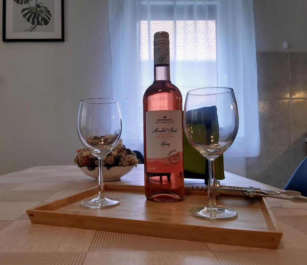 Holiday Home Balatonszarszo Εξωτερικό φωτογραφία
