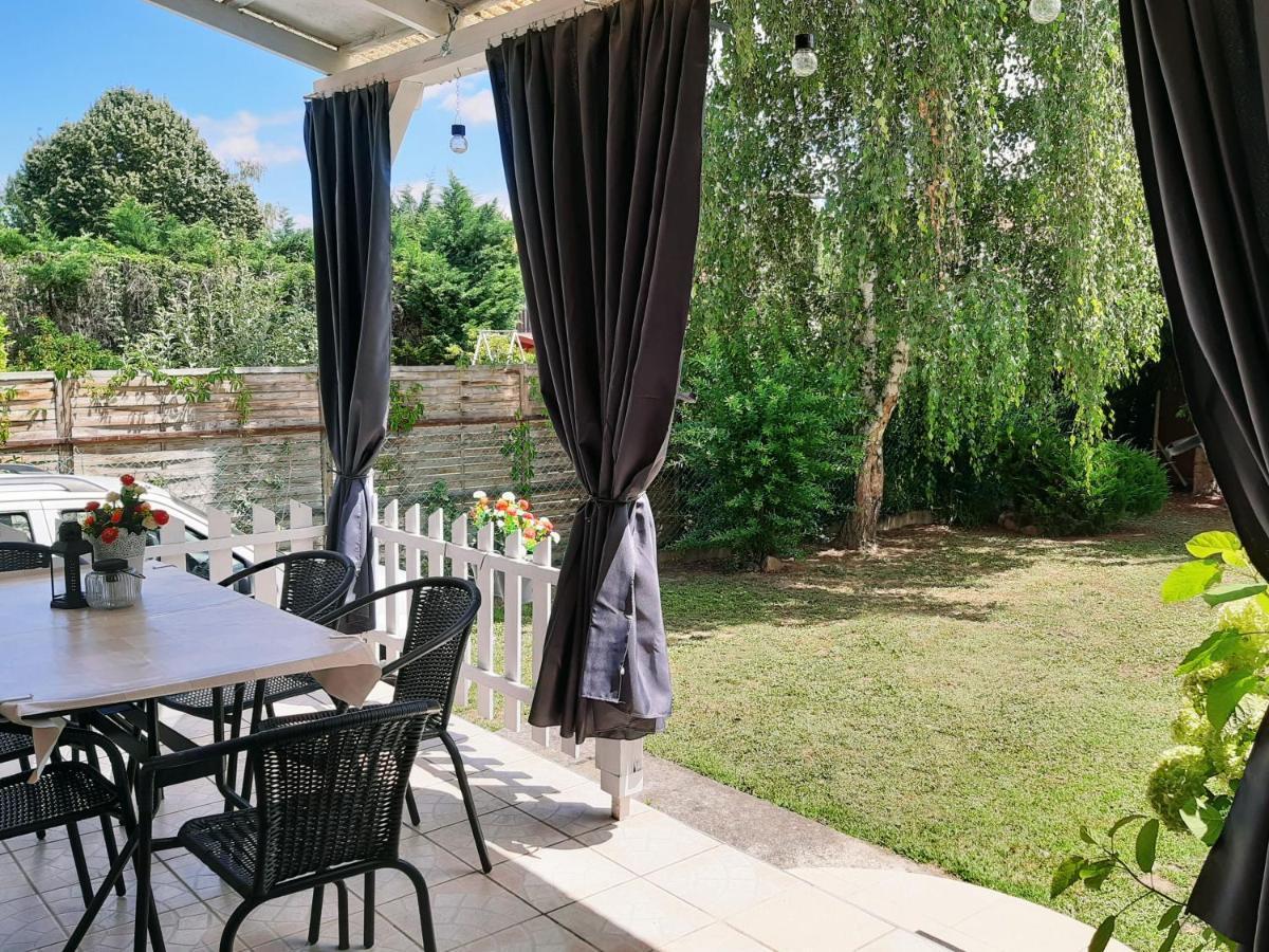Holiday Home Balatonszarszo Εξωτερικό φωτογραφία